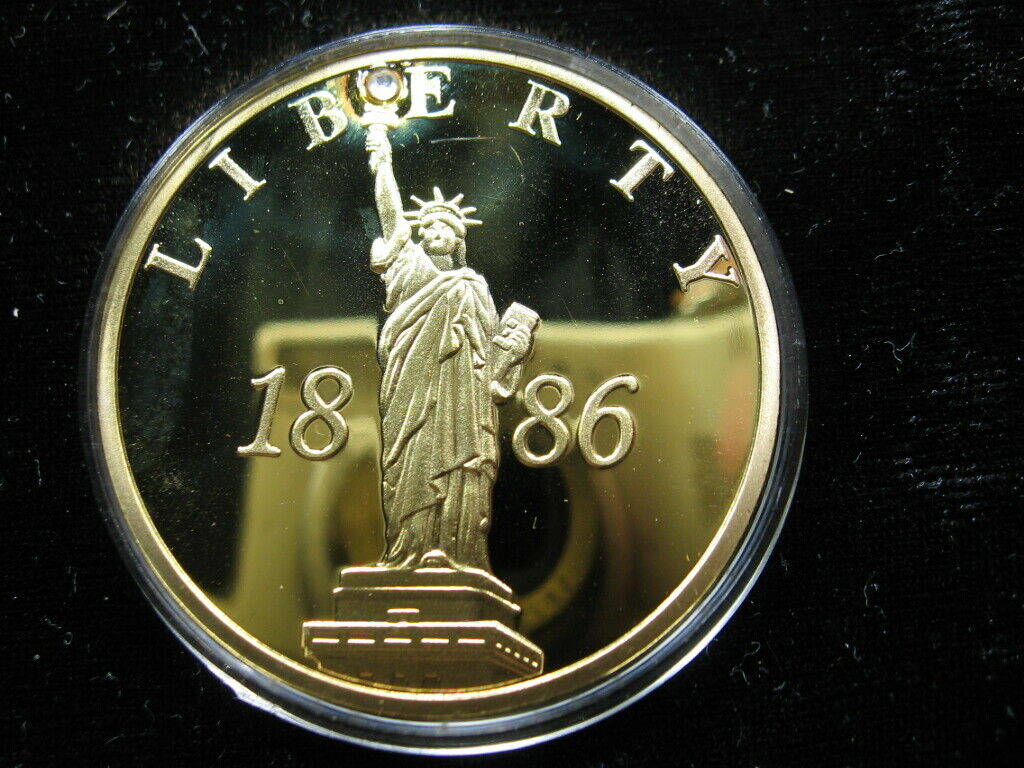 Gold Plated Swarovski Statue Of Liberty Proof Coin 125th Anniversary 2011 (369)