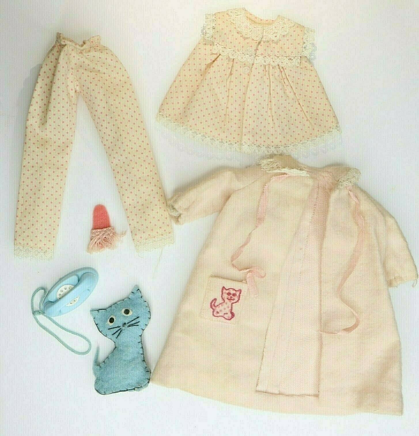 Barbie Doll Skipper's Dreamtime #1909 Robe Pajamas Cat Telephone Slipper